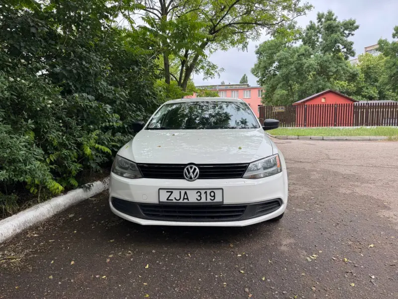 Volkswagen Jetta, 2013
