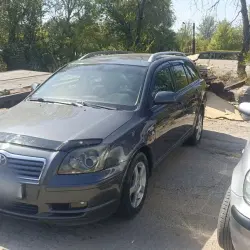 Toyota Avensis, 2006