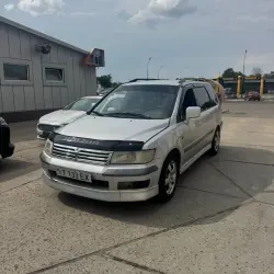 Mitsubishi Space Star, 2001