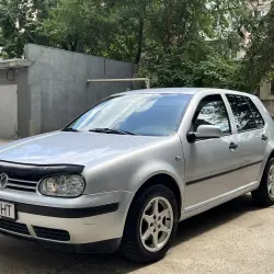 Volkswagen Golf, 2000