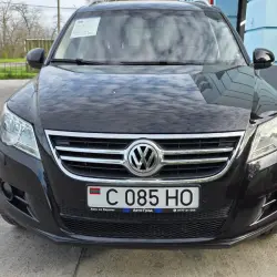 Volkswagen Tiguan, 2011