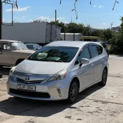Toyota Prius, 2013