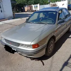 Mitsubishi Galant, 1990