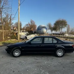 BMW 7 Series, 2000