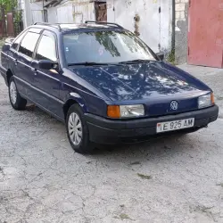 Volkswagen Passat, 1992