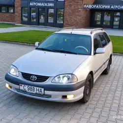 Toyota Avensis, 2002