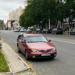 Nissan Primera, 2000