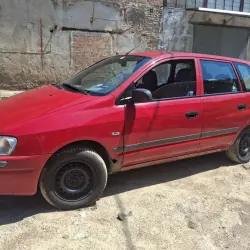 Mitsubishi Space Star, 2000