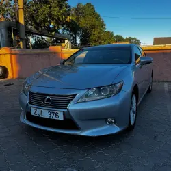 Lexus ES, 2013