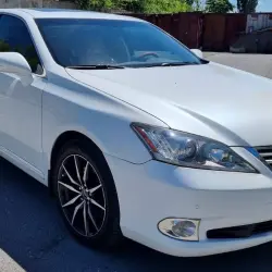 Lexus ES, 2010