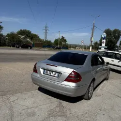 Mercedes-Benz E-Class, 2004