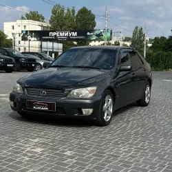 Lexus IS, 2000