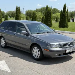 Volvo V40, 2003