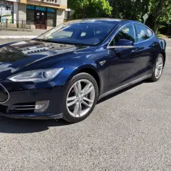 TESLA S, 2014