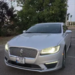 Lincoln MKZ, 2017