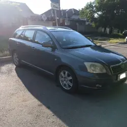 Toyota Avensis, 2005