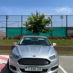 Ford Fusion, 2013