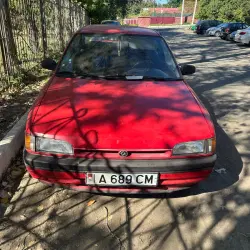 Mazda 323, 1993