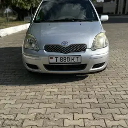 Toyota Yaris, 2004