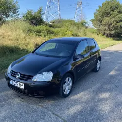 Volkswagen Golf, 2004