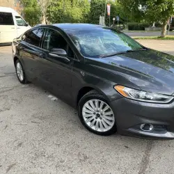 Ford Fusion, 2016