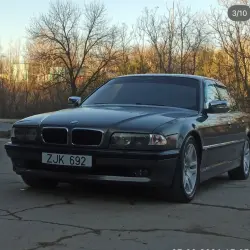 BMW 7 Series, 2000