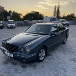 Mercedes-Benz E-Class, 2000