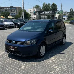 Volkswagen Touran, 2012