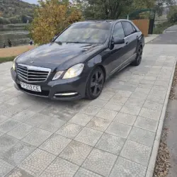 Mercedes-Benz E-Class, 2010