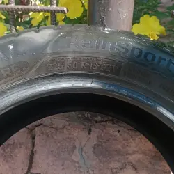 Продам летнюю резину R16 Uniroyal