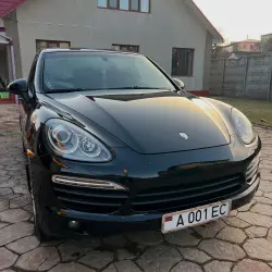 Porsche Cayenne, 2010