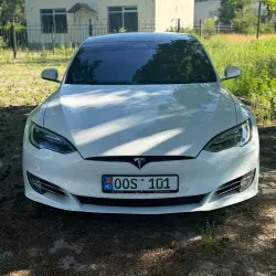 TESLA S, 2016