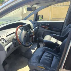 Toyota Previa, 2002