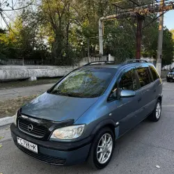 Opel Zafira, 2001