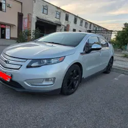 Chevrolet Volt, 2011