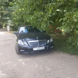 Mercedes-Benz E-Class, 2011
