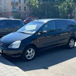 Honda Stream, 2001