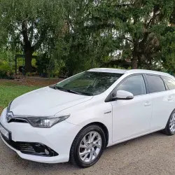 Toyota Auris, 2016