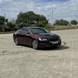 Lincoln MKZ, 2017