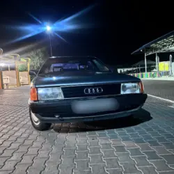 Audi 100, 1985