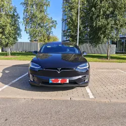 TESLA X, 2016