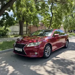Lexus ES, 2013