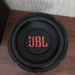 Продам динамик JBL