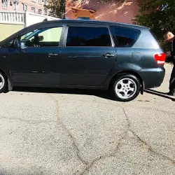 Toyota Avensis Verso, 2003