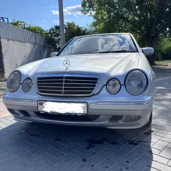 Mercedes-Benz E-Class, 2001