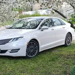 Lincoln MKZ, 2015