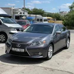 Lexus ES, 2013