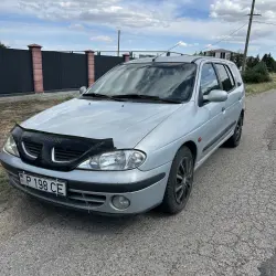 Renault Megane, 2001