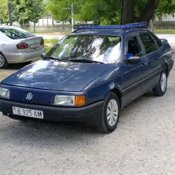 Volkswagen Passat, 1992