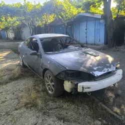Продам кузовные запчасти